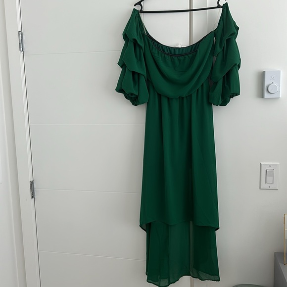 FOREVER 21 High Low Off Shoulder Dress - Picture 2 of 4